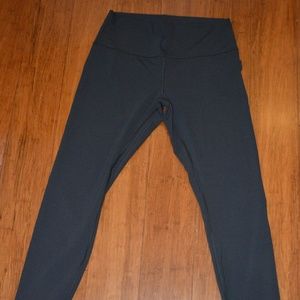Lululemon Wunder Under tights 7/8